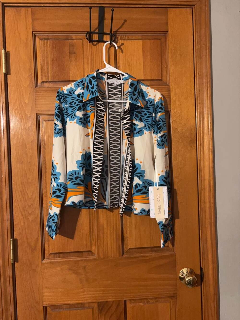 Sweet Rain Women's Long Sleeve Button Down Shirt Size S Floral Geometric Print